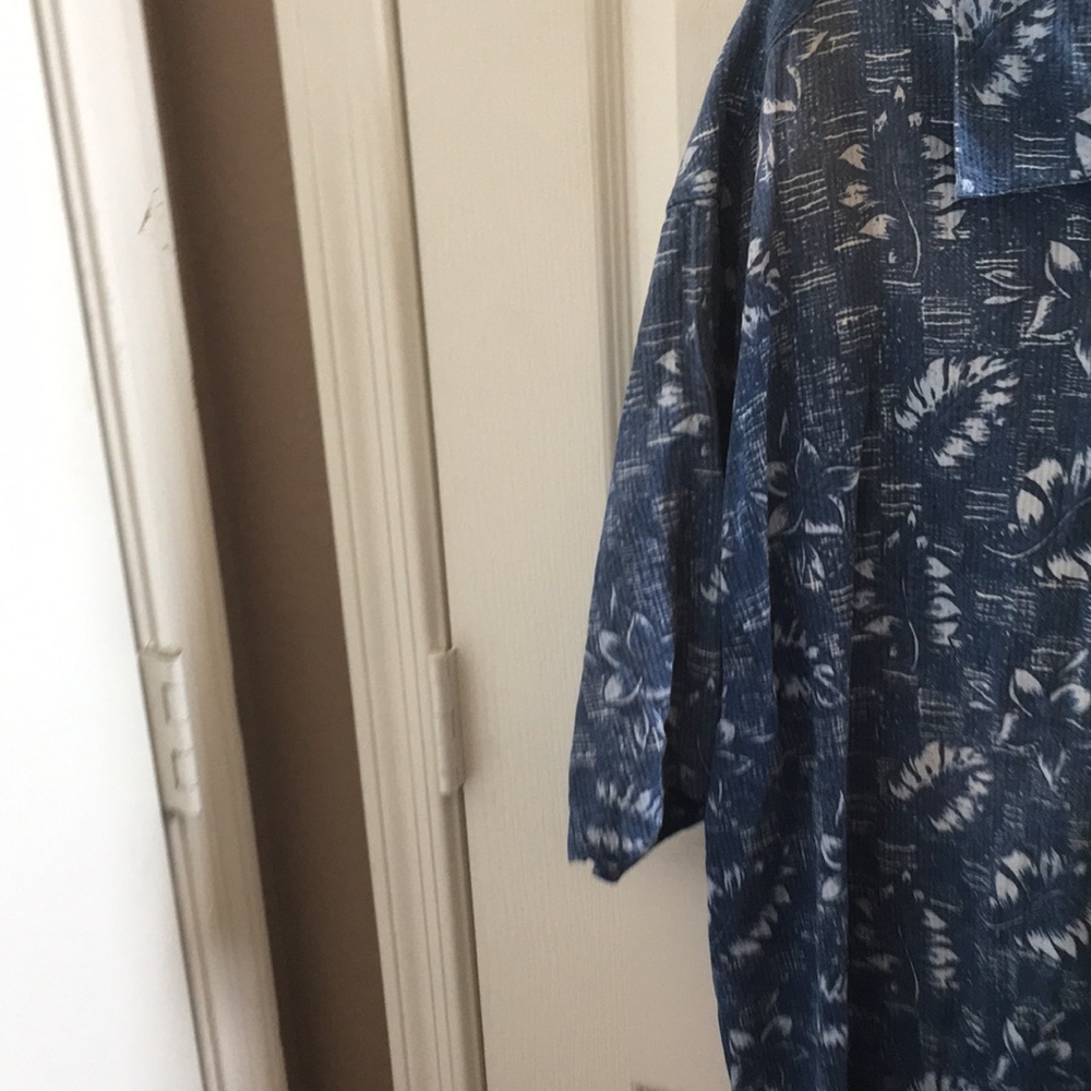 FINAL MARKDOWN Men’s short sleeved shirt xxl - Picture 2 of 4